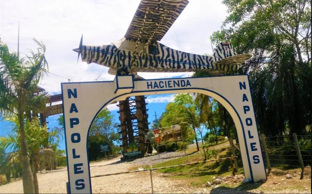 Visite de l'hacienda Napoles de Pablo Escobar -antioqua-Medellin-Colombie-Visite Guidée